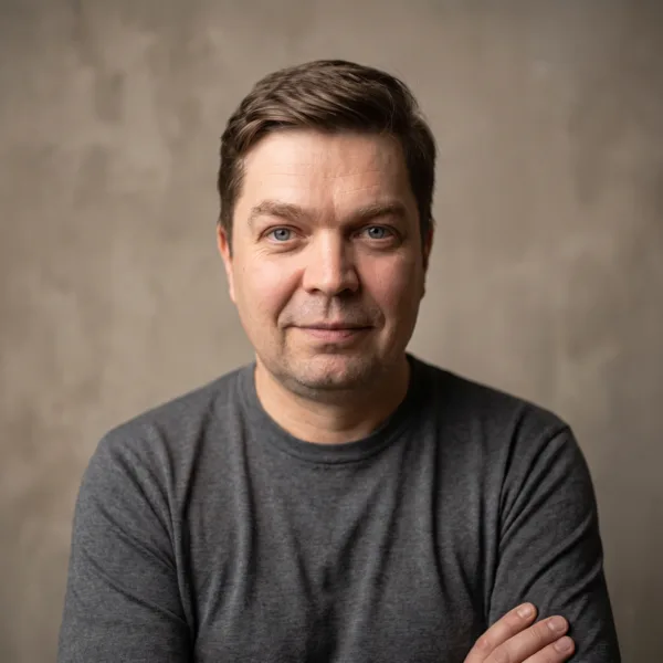 Автор канала о вайбкодинге — разработка без программистов